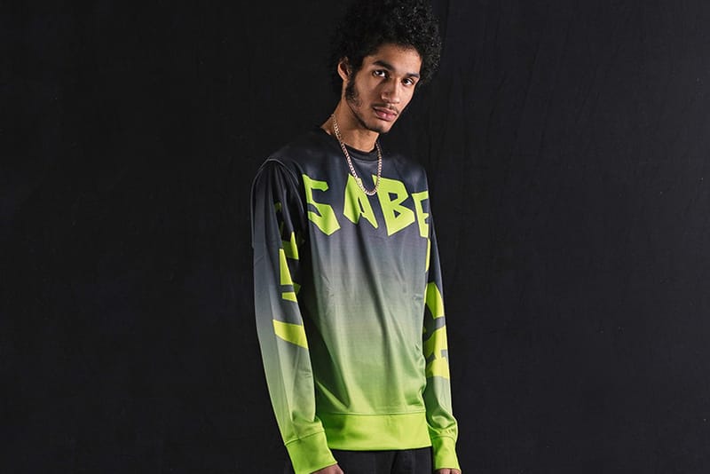 키치한 매력의 라이프스 어 비치 2017 FW 룩북