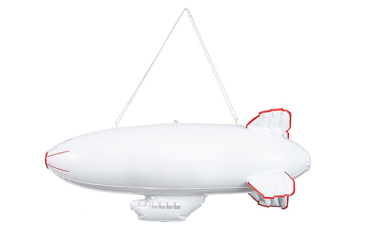 박스 로고가 사라진 슈프림의 액세서리 제품군