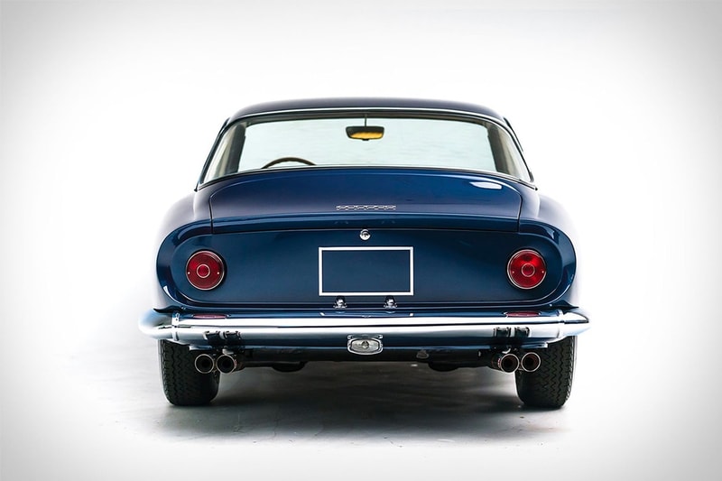 페라리 베를리네타 루소 소더비 경매 ferrari 250GT/L berlinetta lusso rm sotheby's 2017