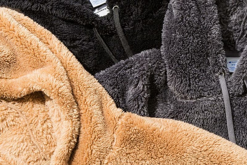 높은 활동성과 보온성, 챔피온 x 몽키 타임 인조 퍼 후드