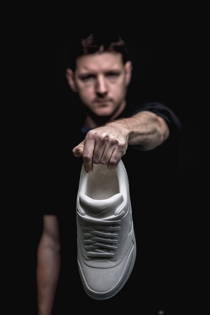 나이키 에어 맥스 1 nike air max 1 marble sculpture Alasdair Thomson 앨러스데어 톰슨 대리석 조각