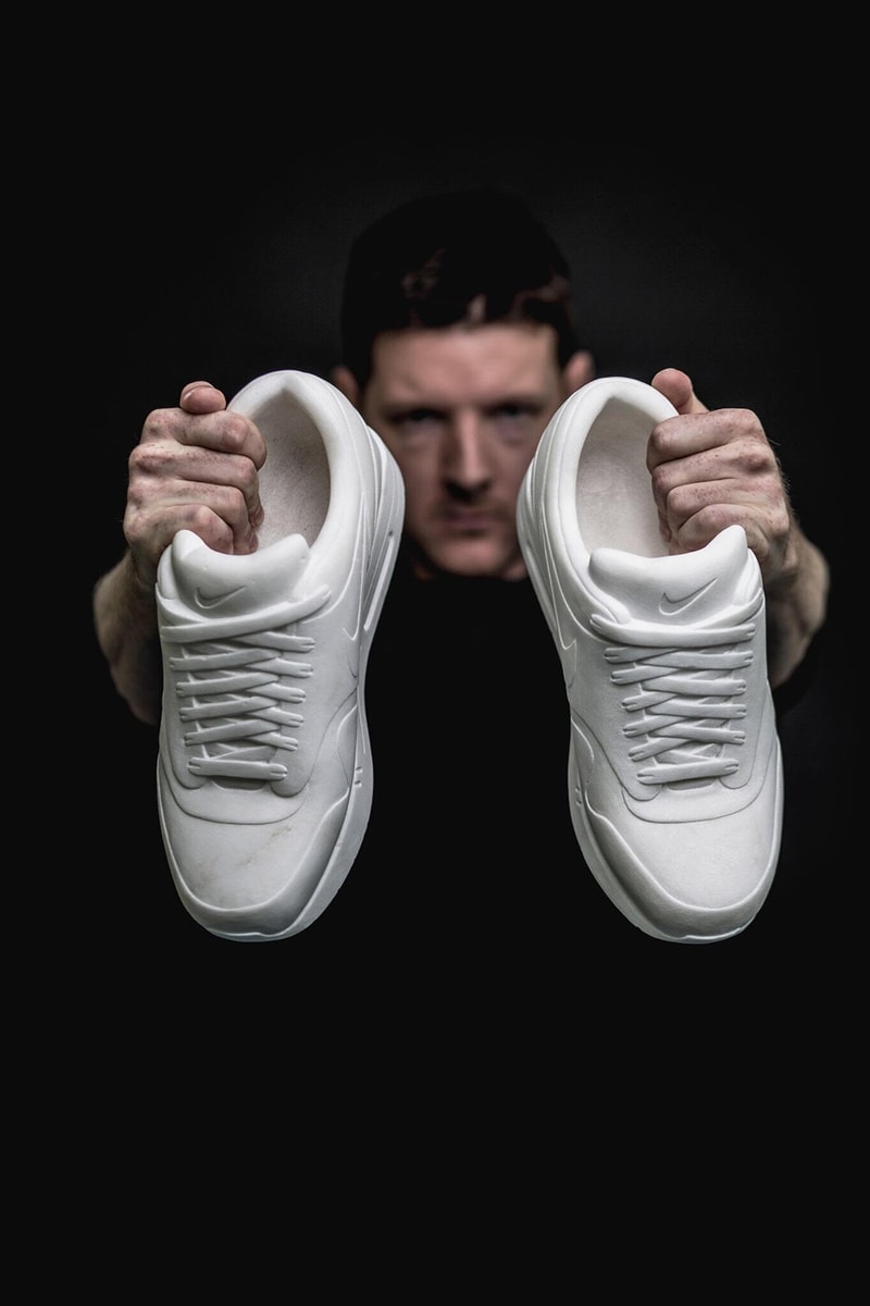 나이키 에어 맥스 1 nike air max 1 marble sculpture Alasdair Thomson 앨러스데어 톰슨 대리석 조각