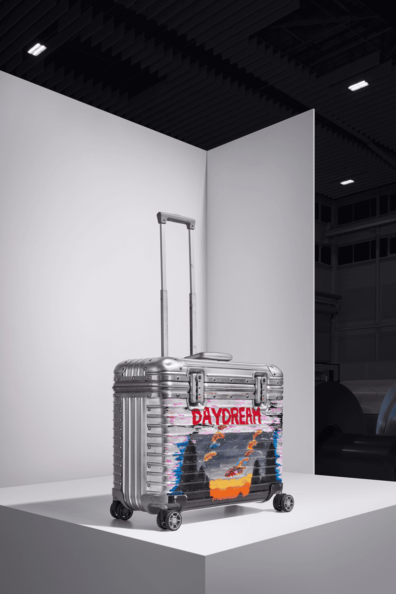 리모와 알루미늄 캐리어 80주년 기념하는 '아이콘' 캠페인 rimowa 80th anniversary icon campaign 2017