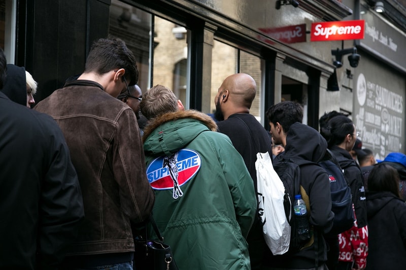 슈프림 스카페이스 협업 런던 발매 현장 스트릿스냅 2017 supreme scarface fall winter london drop street snap