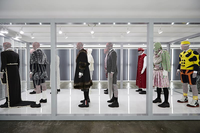 <톰 브라운: 더 모던 유니폼> 서울 전시