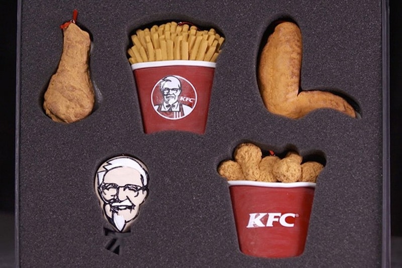 KFC 뉴질랜드 프라이드 치킨 크리스마스 장식품 오너먼트 kfc fried chicken christmas tree ornaments