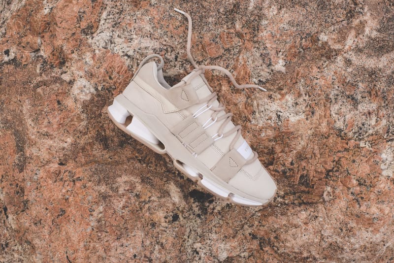 KITH x 논네이티브 x 아디다스 컨소시엄 '트윈스트라이크'