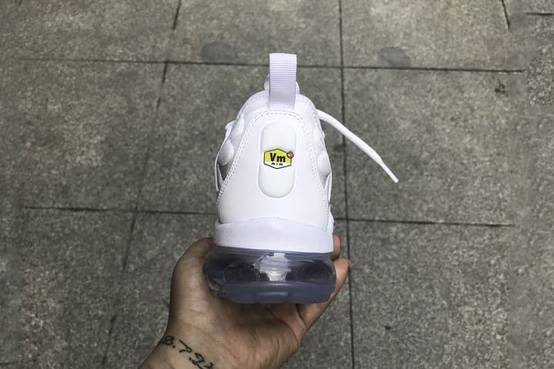 베이퍼맥스 나이키 에어 에어맥스 플러스 흰색 은색 유출 사진 2017 Vapormax Plus Air Max Plus white silver new nike