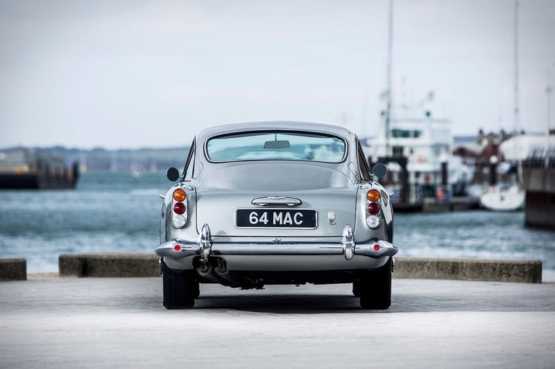 폴 매카트니의 1964 애스턴 마틴 DB5 경매 paul mccartney aston martin auction 2017