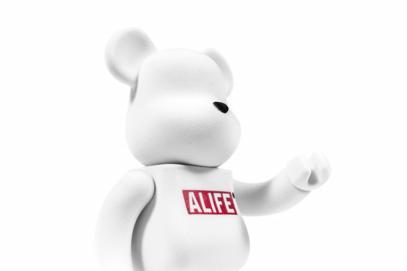 에이라이프 베어브릭 펜필드 패딩 후드 홀리데이 2017 alife bearbrick penfield down jacket hoodie