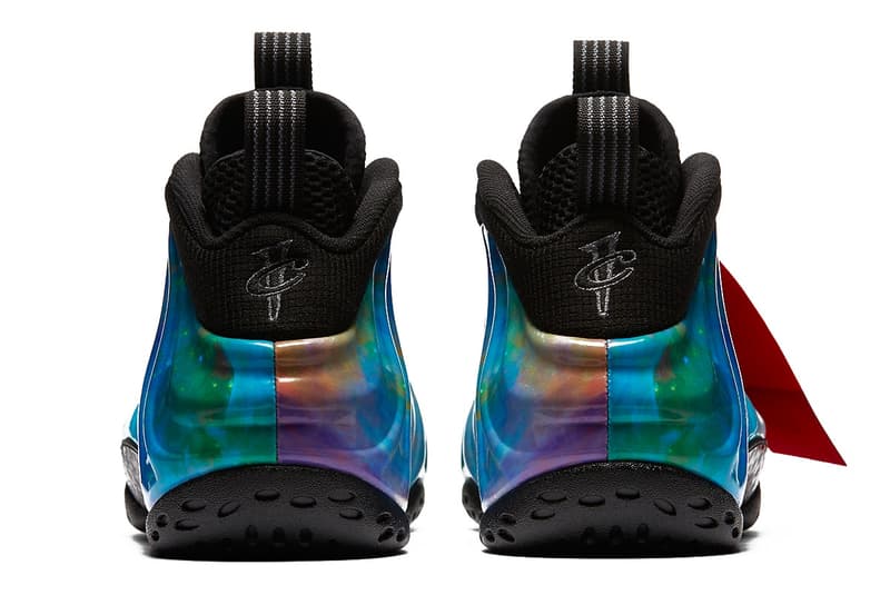 나이키 에어 폼포짓 원 얼터네이트 갤럭시 2017 nike air foamposite one alternate galaxy official images