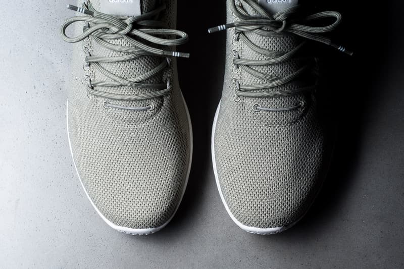 아디다스 오리지널스 퍼렐 테니스 휴 겨울 에디션 adidas originals pharrell tennis hu winter edition light grey charcoal 2017