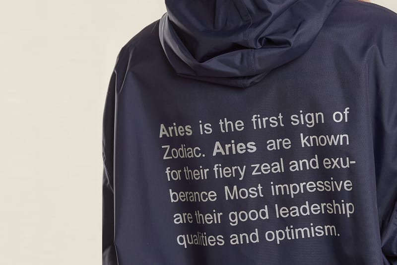 베트멍, '12개의 별자리' 우비 컬렉션 출시