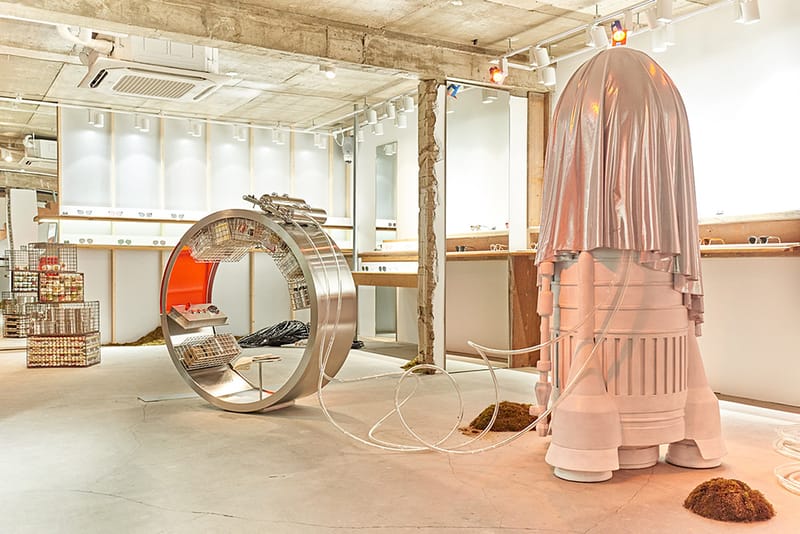 젠틀몬스터 ‘레드 와이드 오픈’ 프레젠테이션 들여다보기