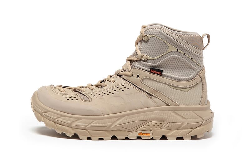 브랜드별 신상 '어글리 슈즈' 모음