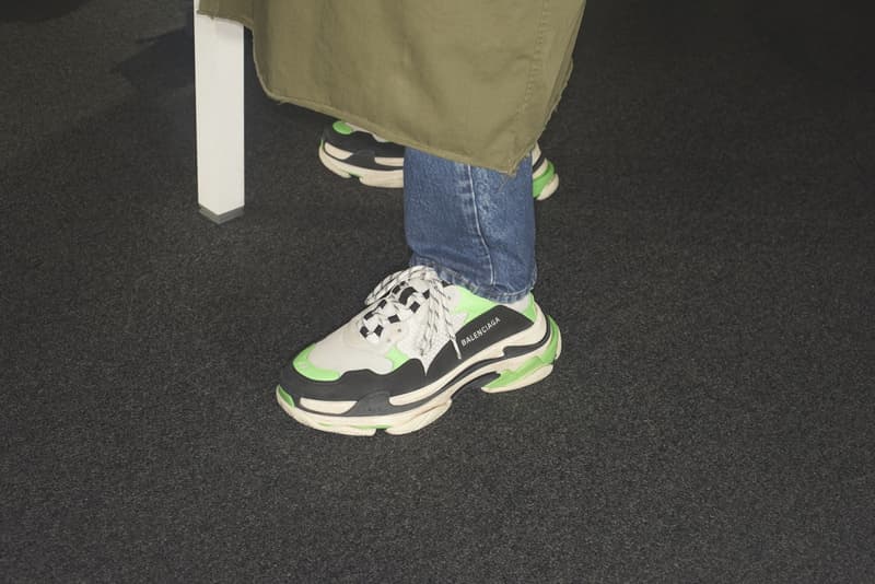 미스터 포터 x 발렌시아가 출근길 패션 mr porter balenciaga campaign 2018