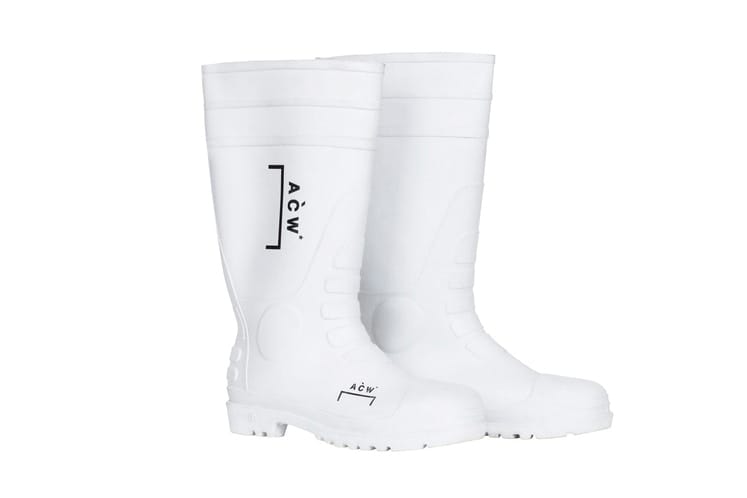 어 콜드 월 2018 SS 온라인 컬렉션