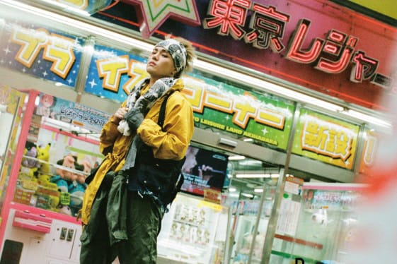 딘의 개인 소장품을 리폼한 어반 리서치 2018 SS 협업