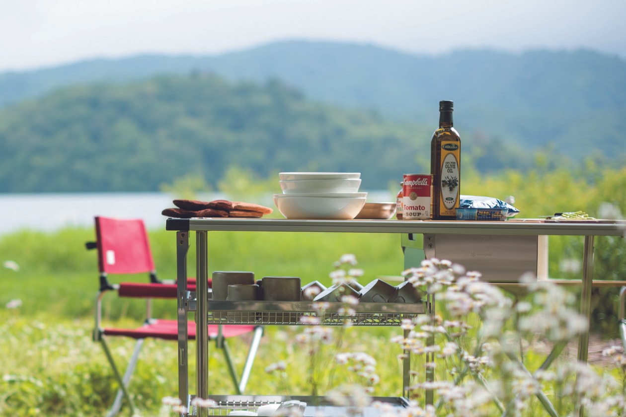 스노우 피크 2018 봄 여름 의류 & 캠핑 용품 룩북 snow peak spring summer apparel camping gear