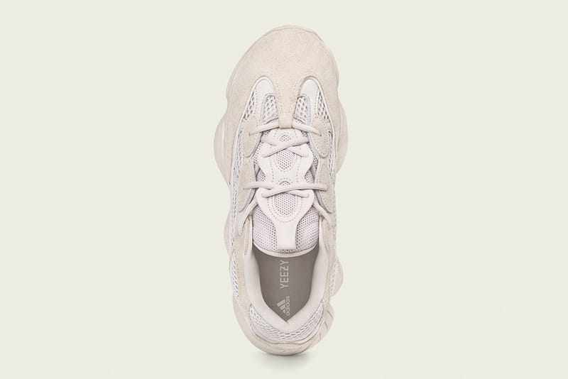 업데이트: 이지 500 ‘블러시’ 공식 사진 & 발매 정보