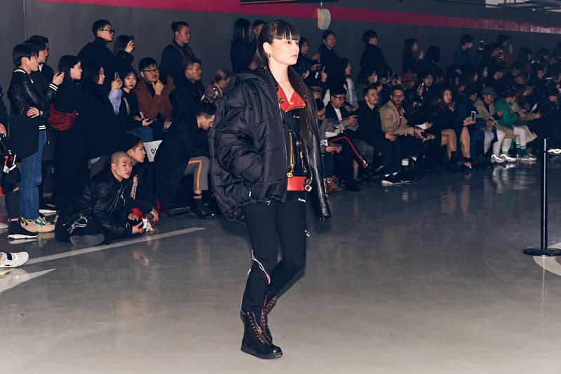 99퍼센트이즈 2018 가을 겨울 컬렉션 패션쇼 나이키 킹맥 씨엘 비프리 그리드 바조우 서울패션위크 99percentis fall winter challenge runway nike kingmck cl b-free grid bajowoo