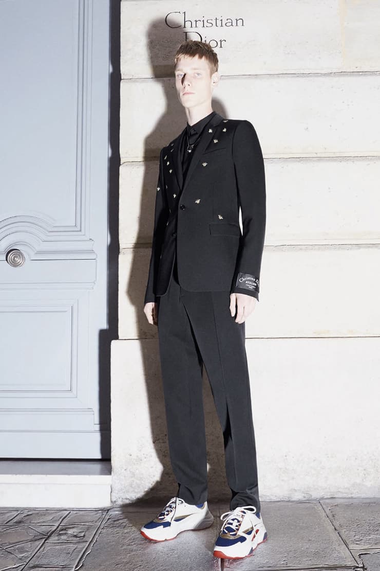 크리스 반 아쉐 디올 옴므 2018 프리 폴 컬렉션 룩북 kris van assche dior homme pre fall lookbook