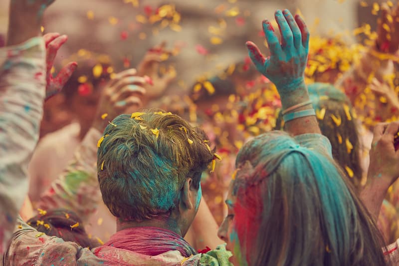 퍼렐 윌리엄스가 함께한 인도 홀리 축제 2018, pharrell-williams india holi festival