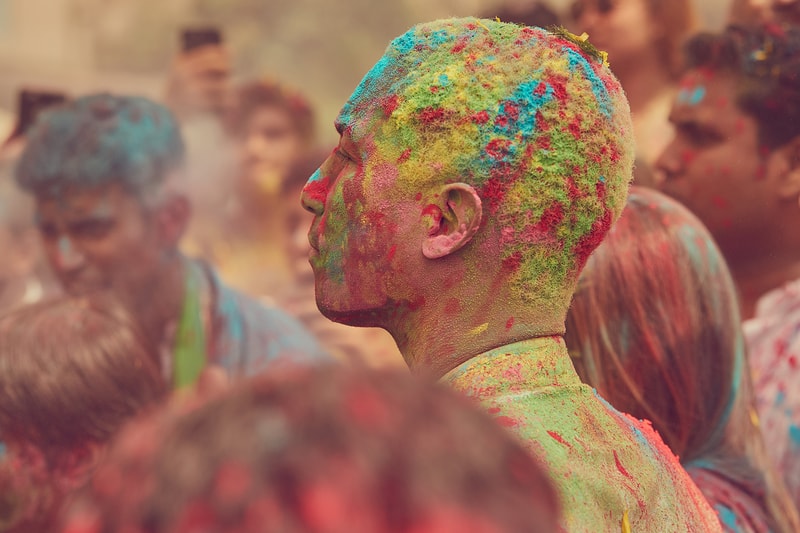 퍼렐 윌리엄스가 함께한 인도 홀리 축제 2018, pharrell-williams india holi festival