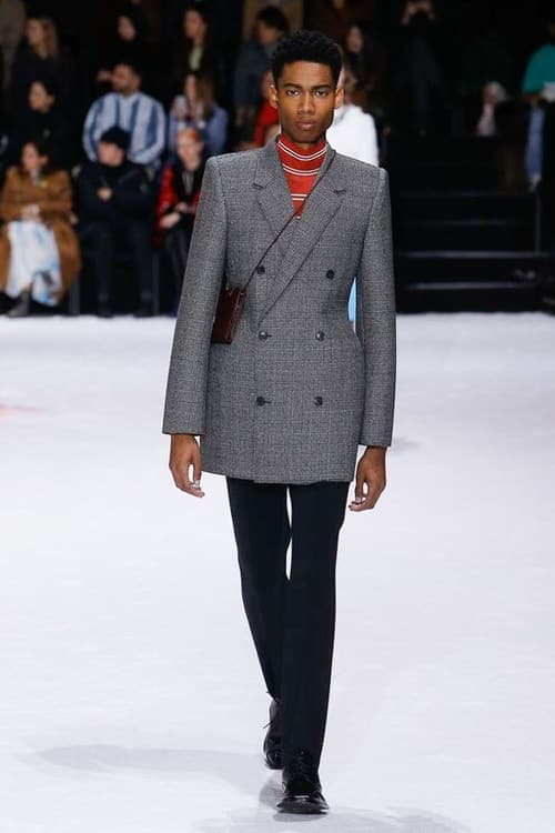 발렌시아가 2018 가을, 겨울 컬렉션  새로운 어글리 스니커 balenciaga fall 2018 runway