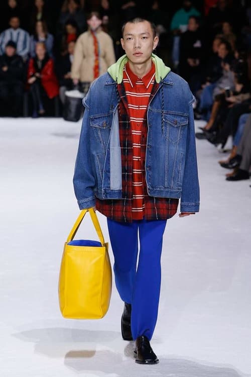 발렌시아가 2018 가을, 겨울 컬렉션  새로운 어글리 스니커 balenciaga fall 2018 runway