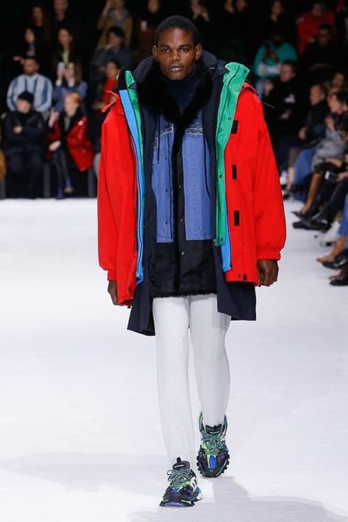 발렌시아가 2018 가을, 겨울 컬렉션  새로운 어글리 스니커 balenciaga fall 2018 runway