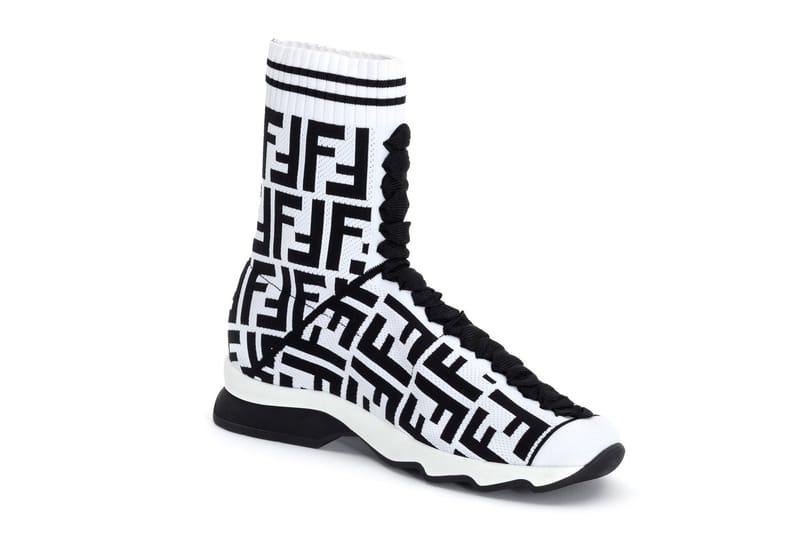 역사적인 'FF' 로고 부활시킨 펜디 신발 캡슐