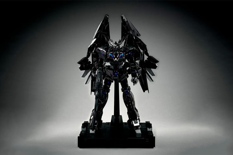 건담 x 마스터마인드 재팬 프라모델 3종