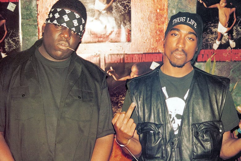 업데이트: 힙합계 양대산맥 기리는 나이키 SB ‘비기 대 투팍’ 팩 실물 사진