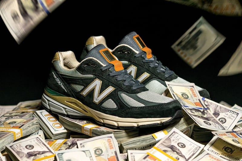 YCMC x 뉴발란스 990v4 '벤자민 브레드'