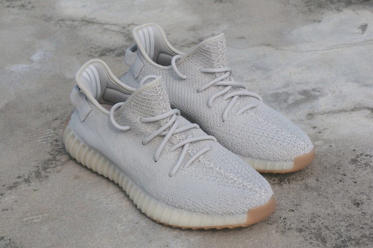 이지 부스트 350 V2 '참깨' 상세 사진