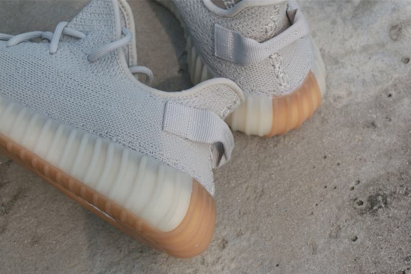 이지 부스트 350 V2 참깨 상세 사진 발매 시기 2018 yeezy boost sesame closer look