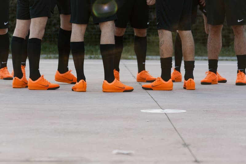 오프 화이트와 헤론 프레스턴의 밀라노 축구 경기 현장 2018 virgil abloh heron preston nike soccer milan