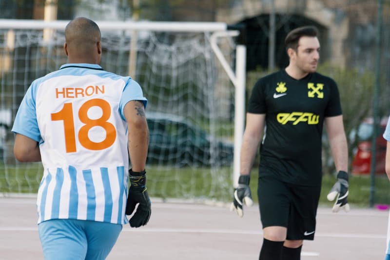 오프 화이트와 헤론 프레스턴의 밀라노 축구 경기 현장 2018 virgil abloh heron preston nike soccer milan