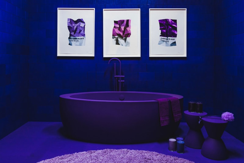 씨제이 핸드리 극사실주의 작가 팬톤 컬러 뉴욕 전시 모노크롬 2018 cj hendry pantone monochrome new york exhibition