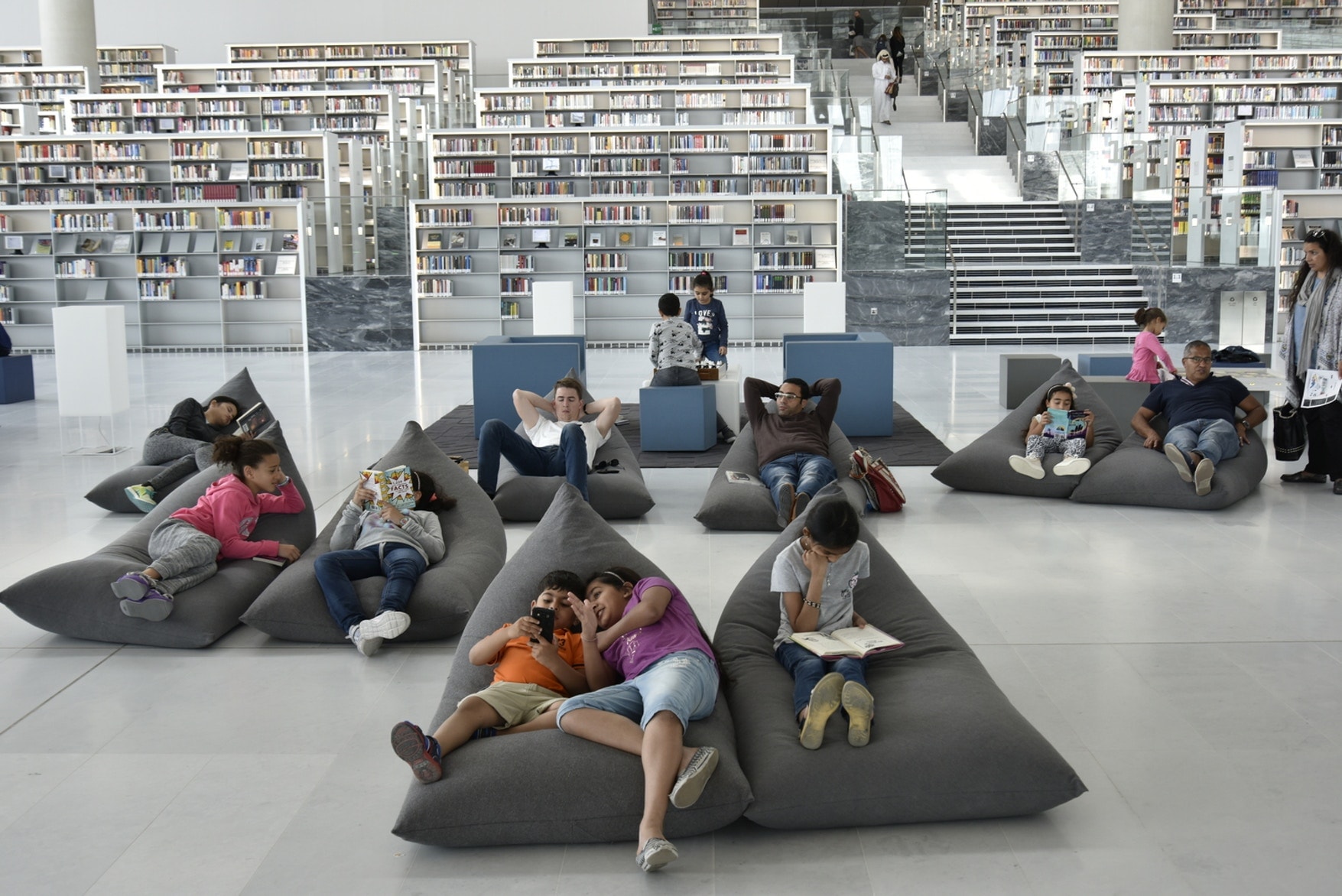 렘 콜하스 x OMA 설계 카타르 국립 중앙 도서관 개관 qatar national library rem koolhaas oma 2018