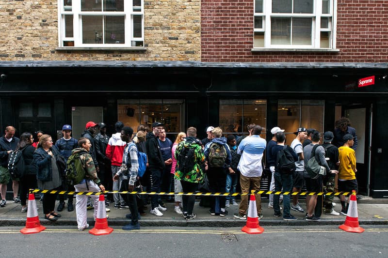 런던 내 슈프림 리셀 불법 판매자 현장 체포 reselling supreme london illegal