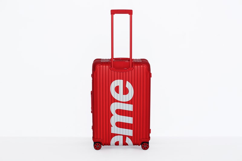 슈프림 x 리모와 캐리어 봄 토파즈 멀티휠 공식 사진 2018 supreme rimowa spring luggage official photos topas multiwheel