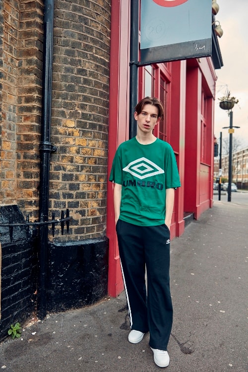 엄브로 프리 스타일 풋볼 컬렉션 캡슐 웨얼 이즈 유어 피치 룩북 umbro free style football collection capsule where is your pitch lookbook