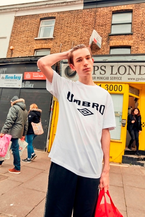 엄브로 프리 스타일 풋볼 컬렉션 캡슐 웨얼 이즈 유어 피치 룩북 umbro free style football collection capsule where is your pitch lookbook