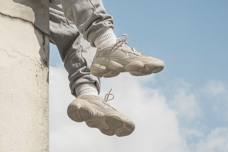 이지 사막쥐 500 블러시 아디다스 오리지널스 10꼬르소꼬모 분더샵 꼼데가르송 2018 yeezy desert rat blush release