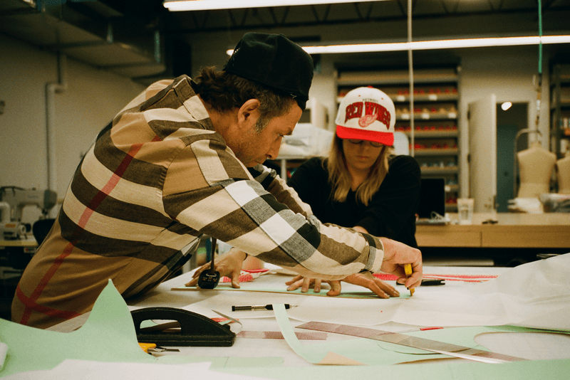 반스 오프 더 월 아트 컬렉션 vs. 아디다스 스케이트보딩 BTS 컬렉션 2018 vans off the wall art adidas skateboarding beyond the street skate copa mark gonzales blondey mccoy