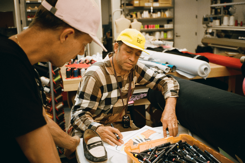 반스 오프 더 월 아트 컬렉션 vs. 아디다스 스케이트보딩 BTS 컬렉션 2018 vans off the wall art adidas skateboarding beyond the street skate copa mark gonzales blondey mccoy