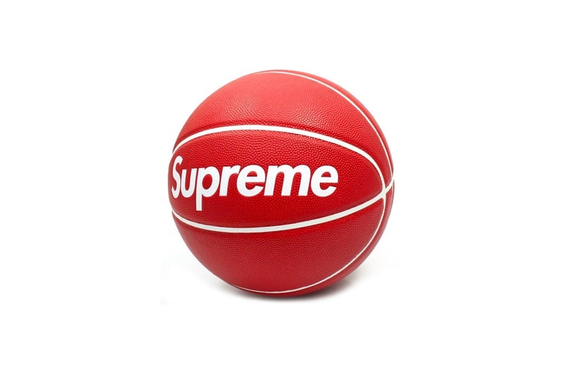 아트큐리얼 슈프림 루이비통 에버라스트 2018 artcurial supreme auction louis vuitton everlast kaws price