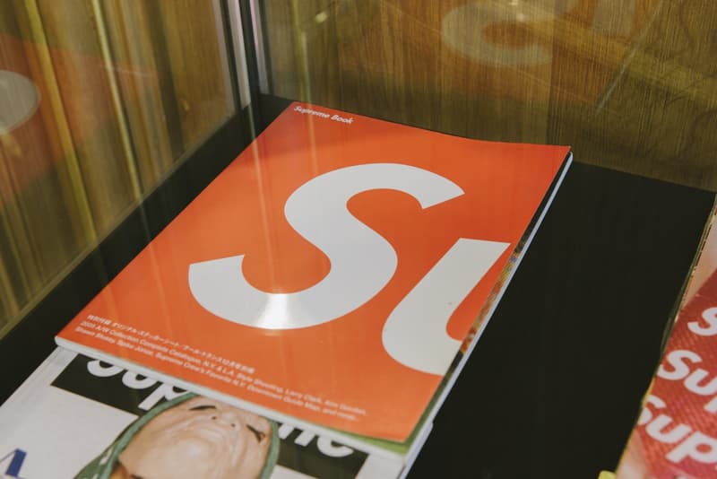 슈프림 아트큐리얼 <C.R.E.A.M.> 경매 전시 2018 artcurial cream auction exhibition supreme grails 2018